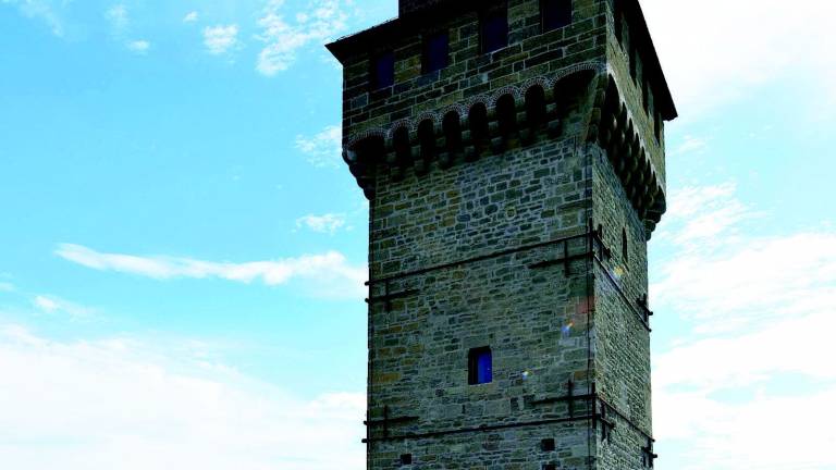 «Non riaccendete il faro del duce» «Non riaccendete il faro del duce»