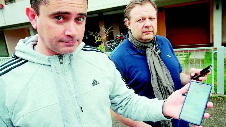 Contro i ladri una catena su WhatsApp Contro i ladri una catena su WhatsApp
