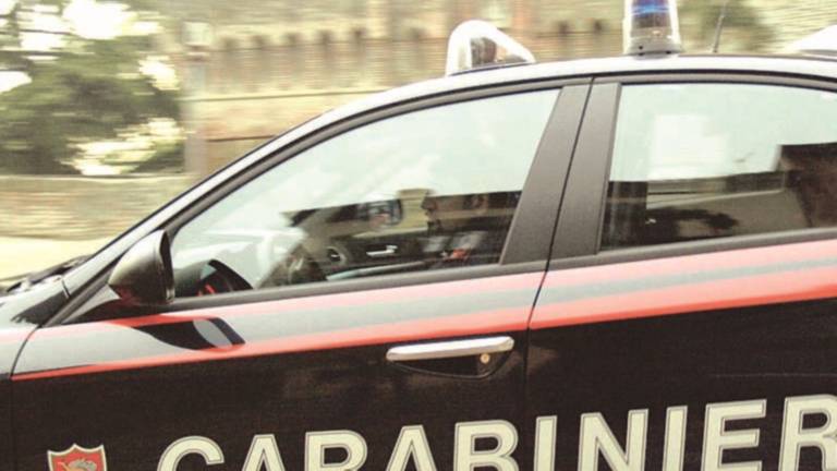 Automobilista fugge dopo l'incidente Automobilista fugge dopo l'incidente