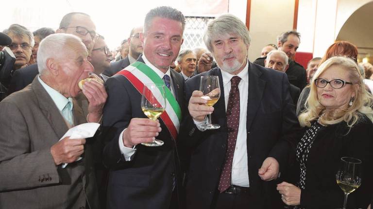 Il nuovo Foro annonario preso d'assalto Il nuovo Foro annonario preso d'assalto