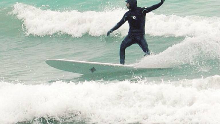 Filosofia del surf e asceti adriatici Filosofia del surf e asceti adriatici