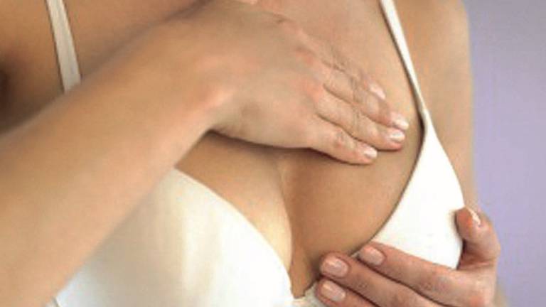 Le curano il tumore al seno sbagliato Donna chiede 800mila euro di danni Le curano il tumore al seno sbagliato Donna chiede 800mila euro di danni