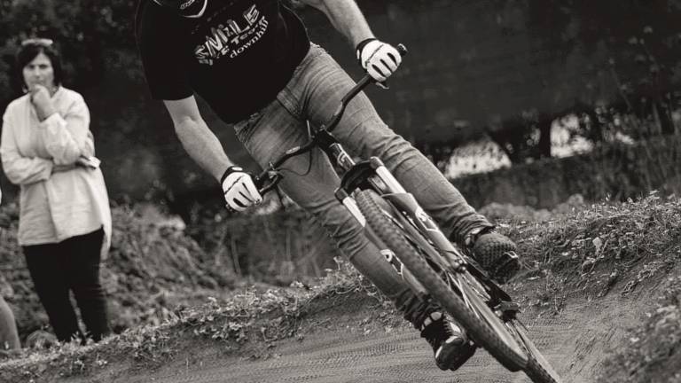 Domenica la super sfida per gli acrobati della bicicletta Domenica la super sfida per gli acrobati della bicicletta