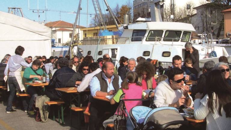 Torna la festa del pesce d'autunno Torna la festa del pesce d'autunno