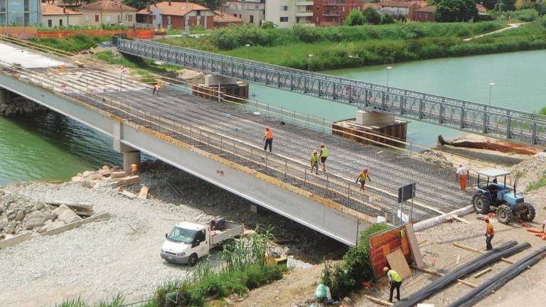 Nuovo ponte di via Coletti, dal 3 luglio si può passare Nuovo ponte di via Coletti, dal 3 luglio si può passare