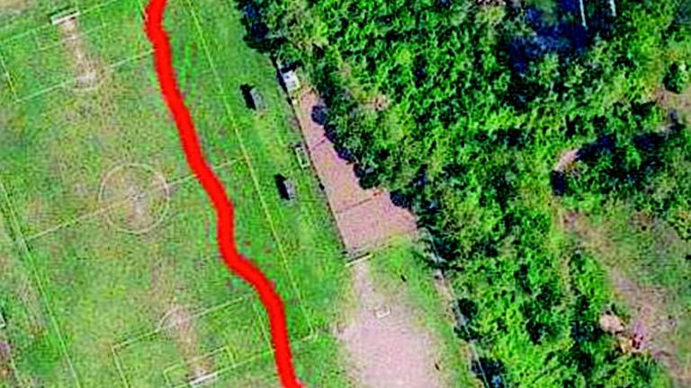 Maxi frana, sul campo da calcio indaga la Procura Maxi frana, sul campo da calcio indaga la Procura