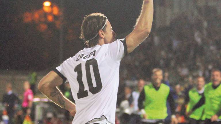 Cesena e Pescara, storie di gol e di bomber. Ieri esercitazioni difensive Cesena e Pescara, storie di gol e di bomber. Ieri esercitazioni difensive