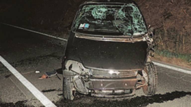 Ubriaco al volante uccide un ciclista:42enne arrestato Ubriaco al volante uccide un ciclista:42enne arrestato