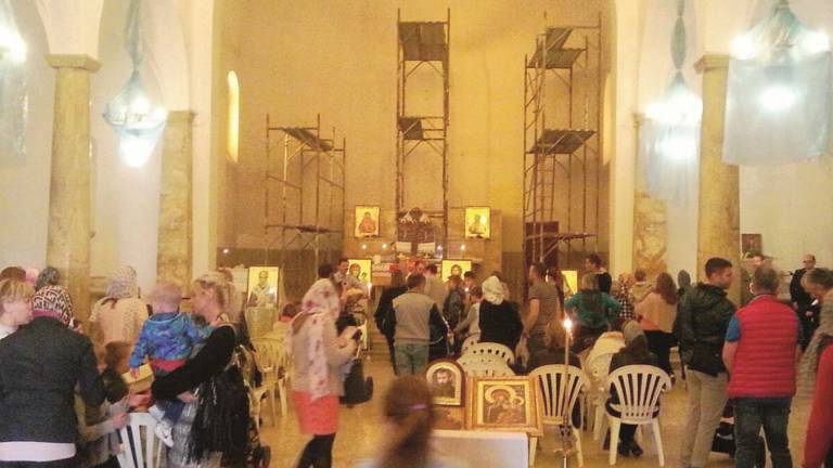Colletta dei fedeli romeni per comprare la chiesa Sant'Agnese Colletta dei fedeli romeni per comprare la chiesa Sant'Agnese