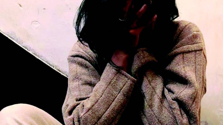 Rimini, vicino da incubo: insulti, minacce di morte e botte, vittima in ospedale Rimini, vicino da incubo: insulti, minacce di morte e botte, vittima in ospedale