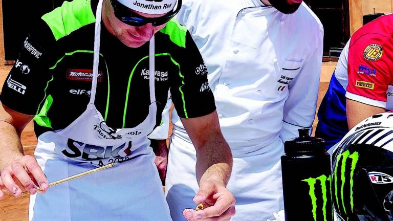 Chef per un giorno i piloti della Superbike Chef per un giorno i piloti della Superbike