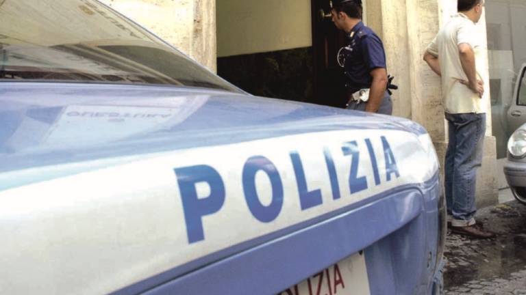 Rapinatore tradito dagli occhi azzurri Rapinatore tradito dagli occhi azzurri