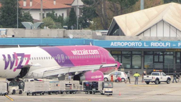 Rimini contro l’aeroporto di Forlì: spreco di risorse, è già guerra Rimini contro l’aeroporto di Forlì: spreco di risorse, è già guerra
