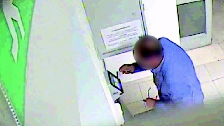 Ispettori assenteisti, sei indagati Ispettori assenteisti, sei indagati