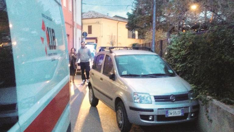 Malore e schianto in auto, muore 80enne Malore e schianto in auto, muore 80enne
