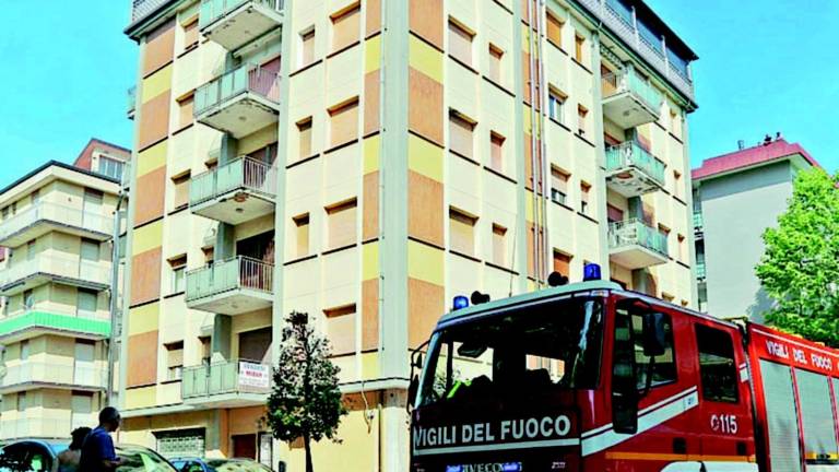 Petardo semina il panico Petardo semina il panico