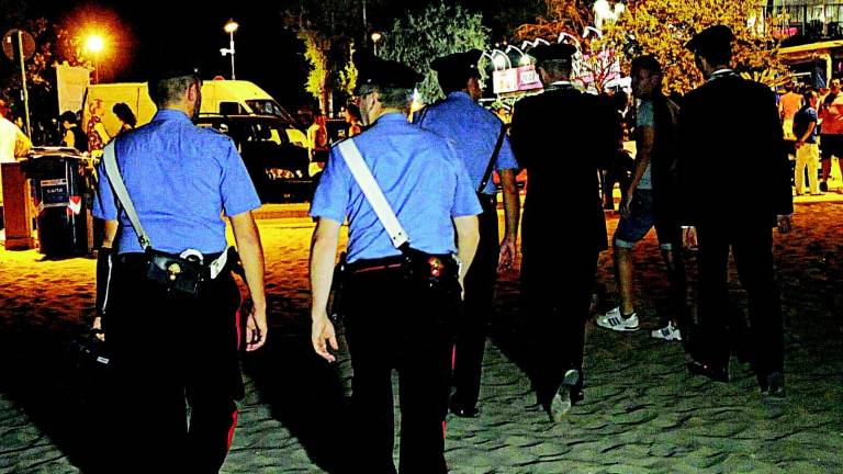 Rapina in pineta a Lido di Classe, arrestati due minori di Forlì Rapina in pineta a Lido di Classe, arrestati due minori di Forlì