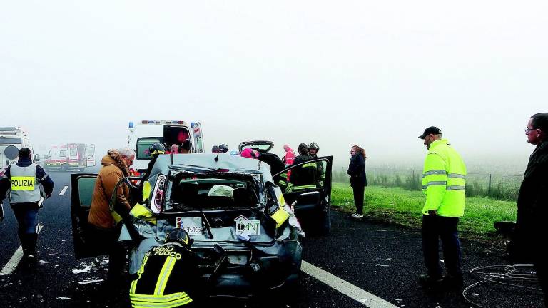 Nebbia assassina, tragedia in A14 Nebbia assassina, tragedia in A14