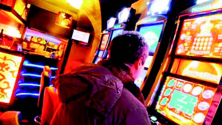 Gioco d'azzardo: ogni riminese brucia 1.800 euro, pronto un piano locale di contrasto Gioco d'azzardo: ogni riminese brucia 1.800 euro, pronto un piano locale di contrasto