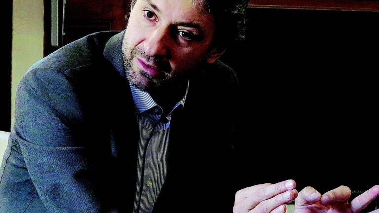Capo di gabinetto senza laurea: sindaco e assessori pagano il conto Capo di gabinetto senza laurea: sindaco e assessori pagano il conto