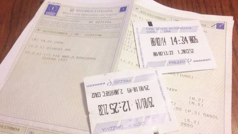 Falsi ticket di parcheggio: denunciato cesenate Falsi ticket di parcheggio: denunciato cesenate