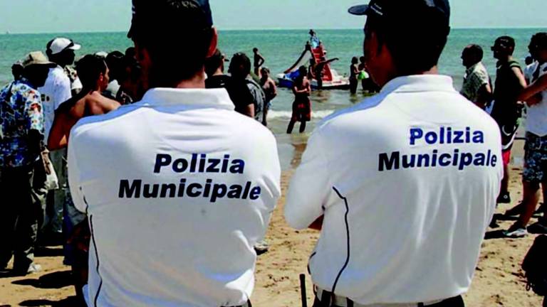 La borsa falsa le costa 200 euro La borsa falsa le costa 200 euro