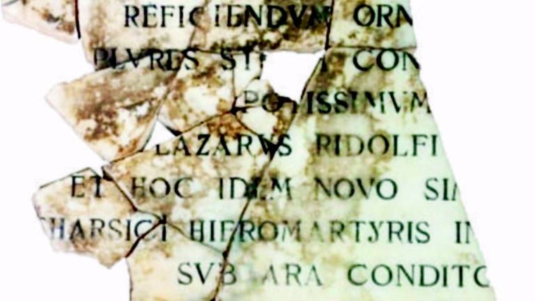 Dagli scavi affiorano tre epigrafi Dagli scavi affiorano tre epigrafi