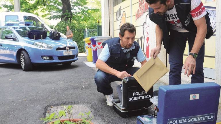 Violenta rapina in una sala giochi Violenta rapina in una sala giochi