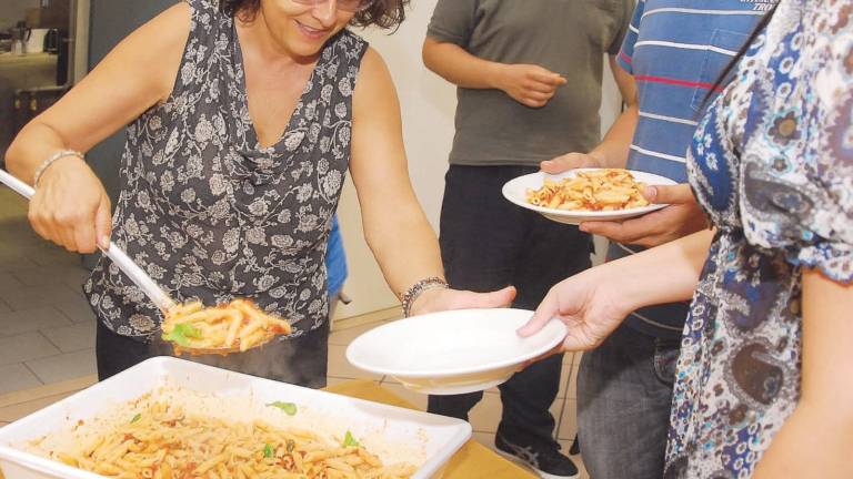 Rimini, 1.400 pacchi viveri alle famiglie in difficoltà Rimini, 1.400 pacchi viveri alle famiglie in difficoltà