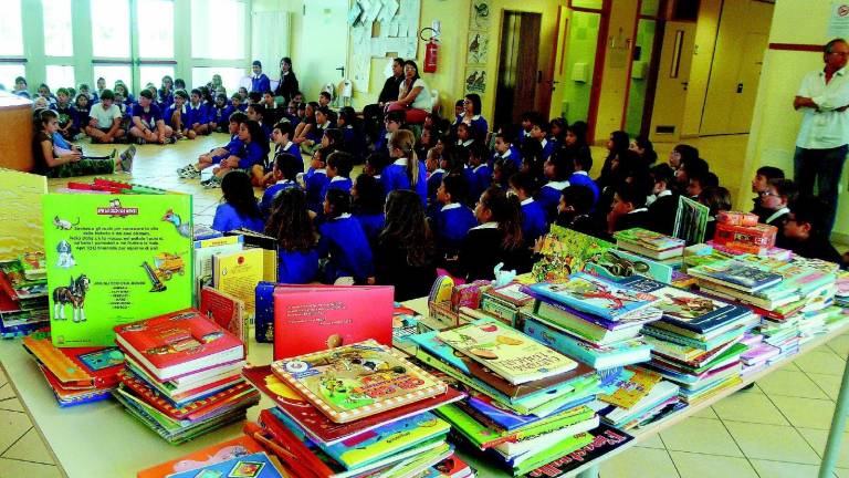 Donazione per le biblioteche delle aree pediatriche Donazione per le biblioteche delle aree pediatriche
