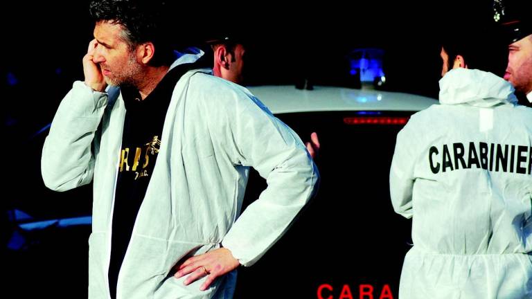 Donna trovata morta in casa dal figlio Donna trovata morta in casa dal figlio