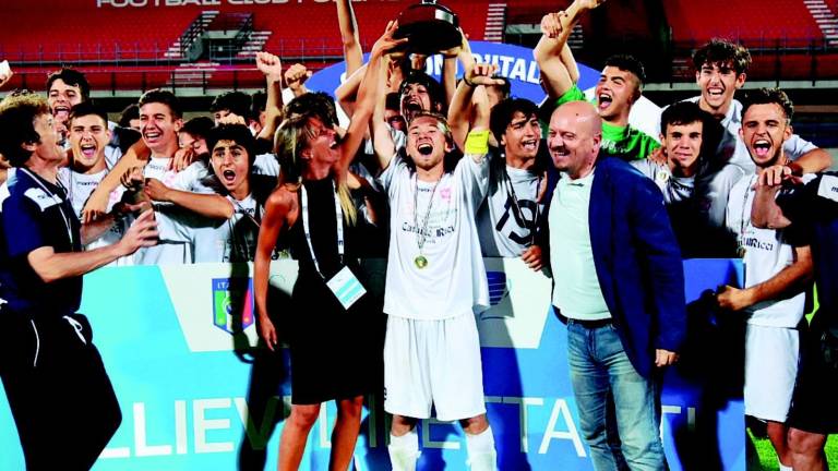 Il Forlì conquista il tricolore in una serata storica Il Forlì conquista il tricolore in una serata storica