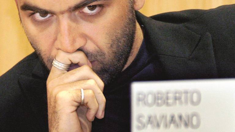 Saviano incontra gli studenti Saviano incontra gli studenti