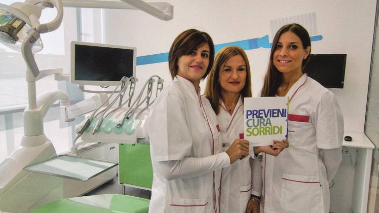 Apre lo studio dentistico cooperativo Apre lo studio dentistico cooperativo
