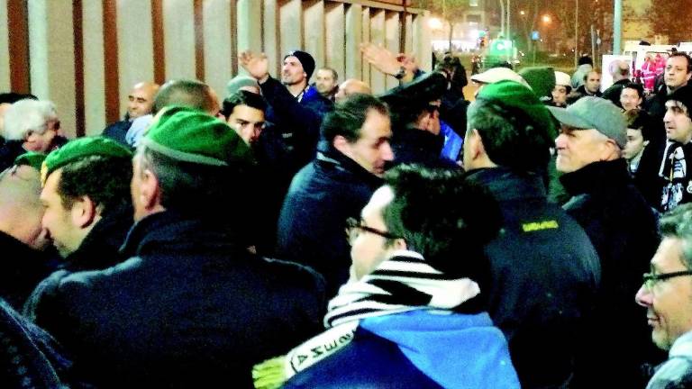 Il Cesena paga l'inciviltà altrui: niente trasferta per i tifosi bianconeri Il Cesena paga l'inciviltà altrui: niente trasferta per i tifosi bianconeri
