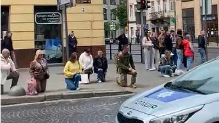Missione da Cesena per strappare alla guerra in Ucraina 17 donne e 4 minori Missione da Cesena per strappare alla guerra in Ucraina 17 donne e 4 minori