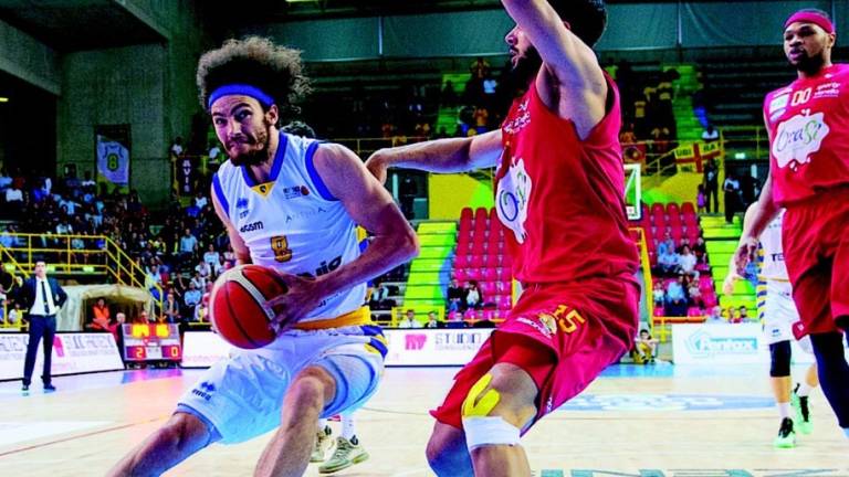 L'OraSì vola in semifinale L'OraSì vola in semifinale