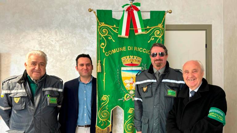 Riccione, le Guardie Ecologiche Volontarie contro i furbetti dei rifiuti Riccione, le Guardie Ecologiche Volontarie contro i furbetti dei rifiuti