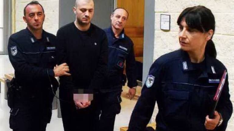 Troppa cocaina, omicida psicotico. Rimini, l'assassino cerca lo sconto Troppa cocaina, omicida psicotico. Rimini, l'assassino cerca lo sconto