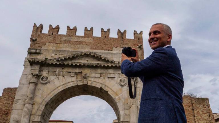 Il turismo a Rimini? Nasce dal lavoro di chi si alza all'alba e va a dormire a notte fonda: il messaggio di Ferragosto del sindaco Il turismo a Rimini? Nasce dal lavoro di chi si alza all'alba e va a dormire a notte fonda: il messaggio di Ferragosto del sindaco