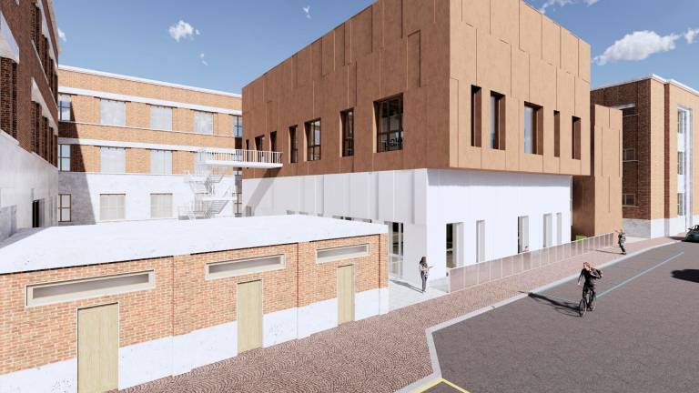 Il Liceo Dante Alighieri con vista da Viale Carducci Il Liceo Dante Alighieri con vista da Viale Carducci