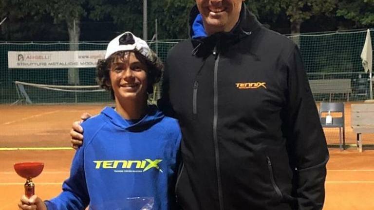 Tennis: Valente, Bezzi, Berti, Rossi in semifinale al 3Bis del Cicconetti Tennis: Valente, Bezzi, Berti, Rossi in semifinale al 3Bis del Cicconetti
