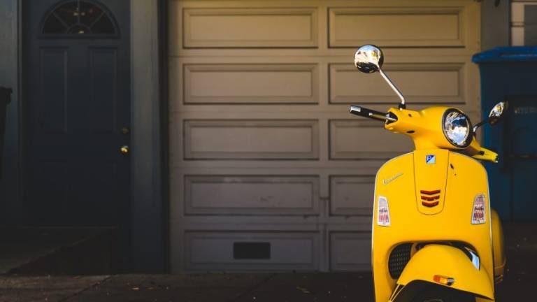 Nuovi scooter più ecologici per le Poste di Ravenna Nuovi scooter più ecologici per le Poste di Ravenna