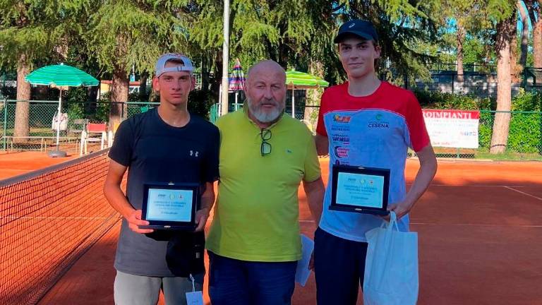Tennis, Rinaldini si arrende nella finale del Forum Tennis, Rinaldini si arrende nella finale del Forum