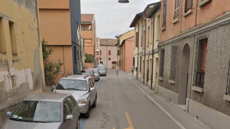 Forlì, due arresti per una rissa in via Maceri Forlì, due arresti per una rissa in via Maceri