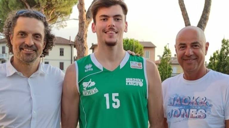 Basket C silver, Alessandro Biandolino è la nuova torre di Lugo Basket C silver, Alessandro Biandolino è la nuova torre di Lugo