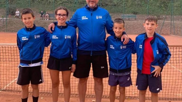 Tennis, Dall'Aglio, Fini e Ossani avanzano al Cacciari Tennis, Dall'Aglio, Fini e Ossani avanzano al Cacciari
