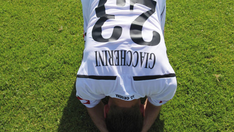 Calcio, il Cesena, la A del 2010 e la promessa di Giaccherini Calcio, il Cesena, la A del 2010 e la promessa di Giaccherini