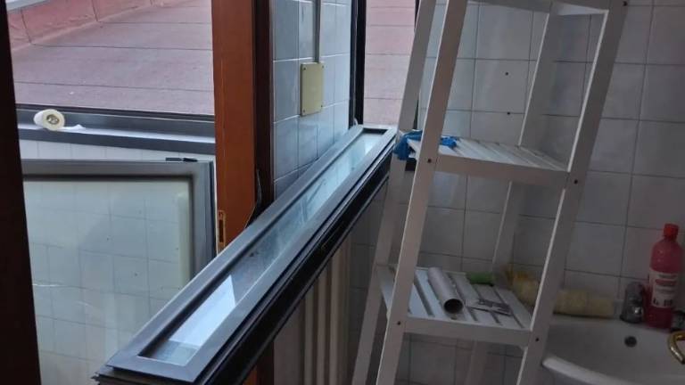 Rimini, vandali devastano la sede del Partito democratico. Solidarietà di Rossi e Petitti Rimini, vandali devastano la sede del Partito democratico. Solidarietà di Rossi e Petitti