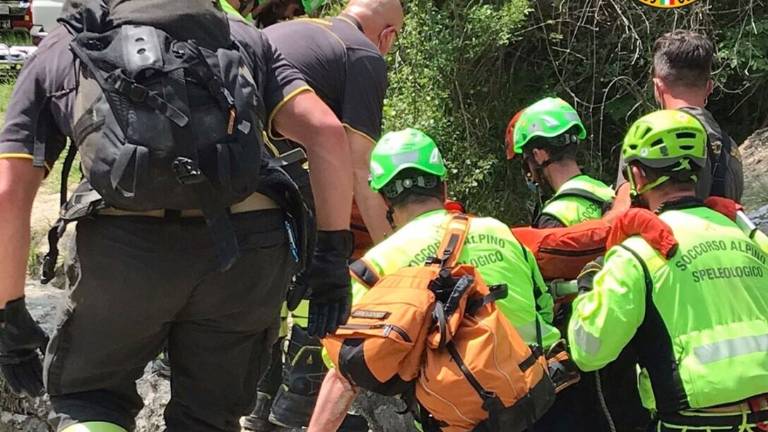 Maxi soccorso a Montetiffi: ferita in escursione una 56enne di Cesena Maxi soccorso a Montetiffi: ferita in escursione una 56enne di Cesena
